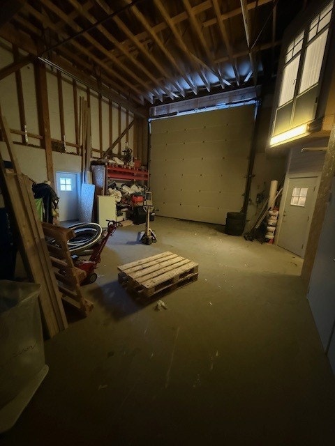 Kaldt lager med stor port og enkel adkomst Galleribilde