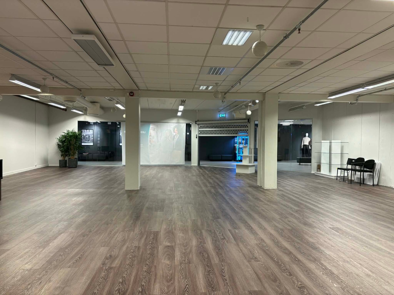 ledig lokal på 275 kvm Galleribilde