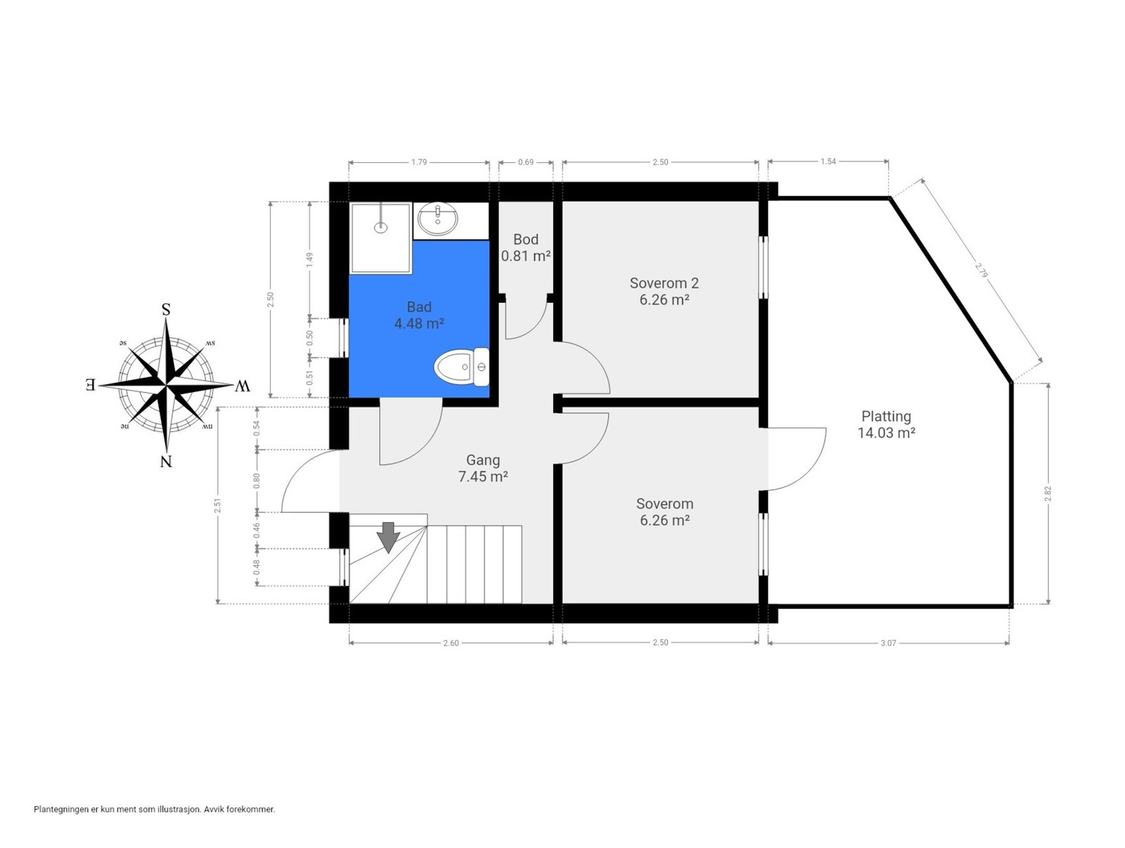 To soverom, bad, bod og entré på samme plan - mens hele etasjen over er forbeholdt oppholdsrommene. Galleribilde