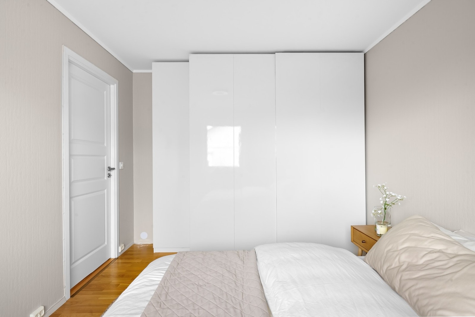 Plass til en romslig garderobe. Galleribilde