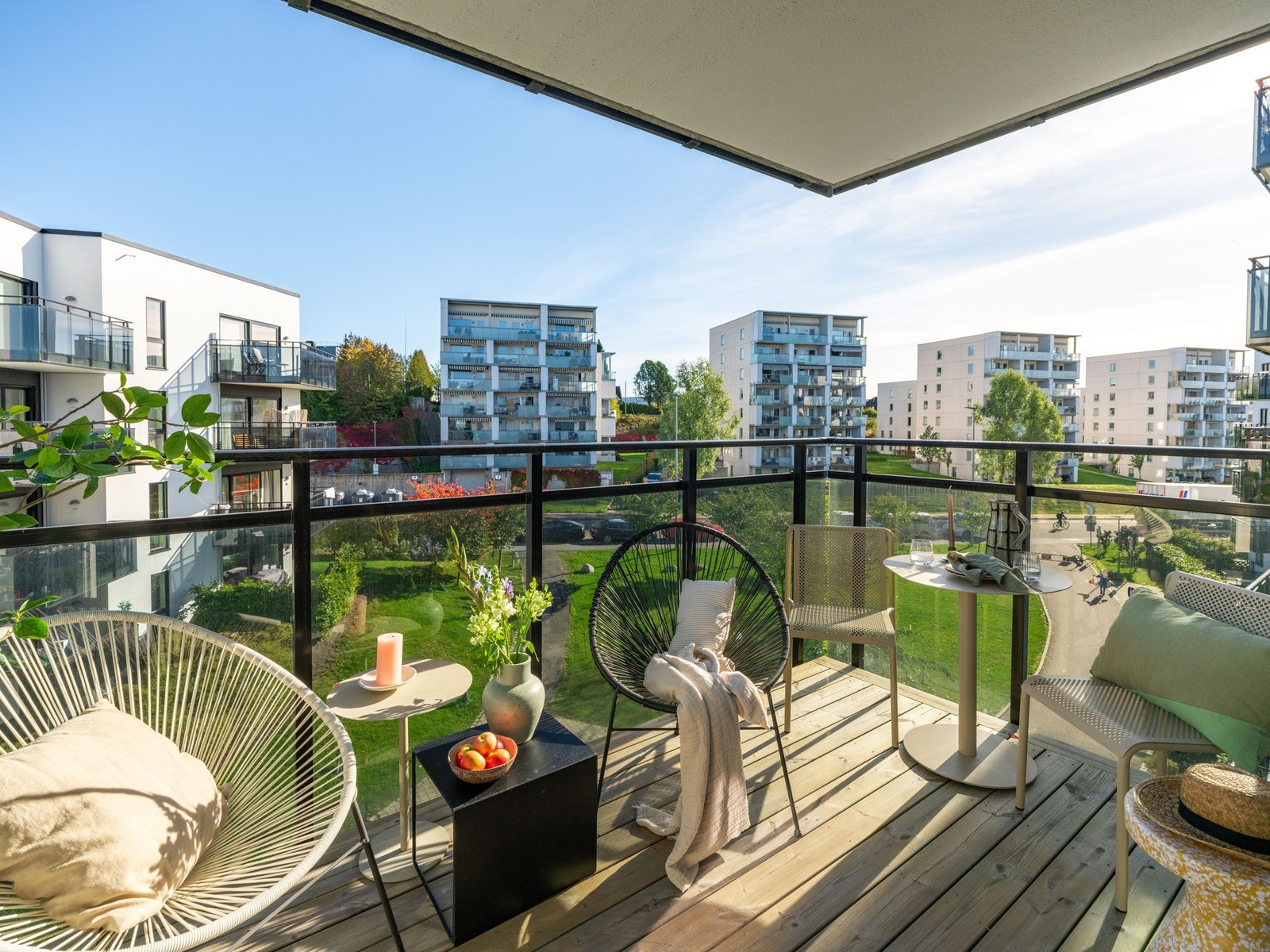 Dette er en lys og innbydende 2-roms selveier med en skjermet, rolig og tilbaketrukket beliggenhet. Galleribilde