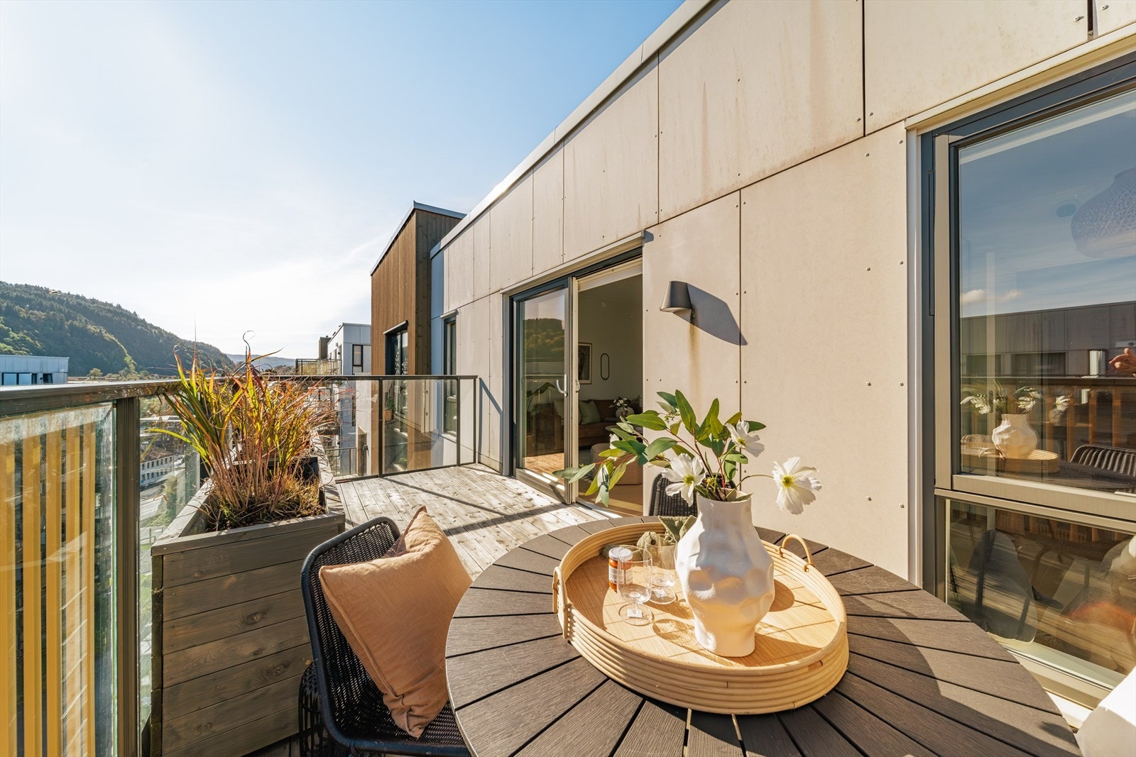 Denne balkongen måler ca. 14,3 m². Galleribilde