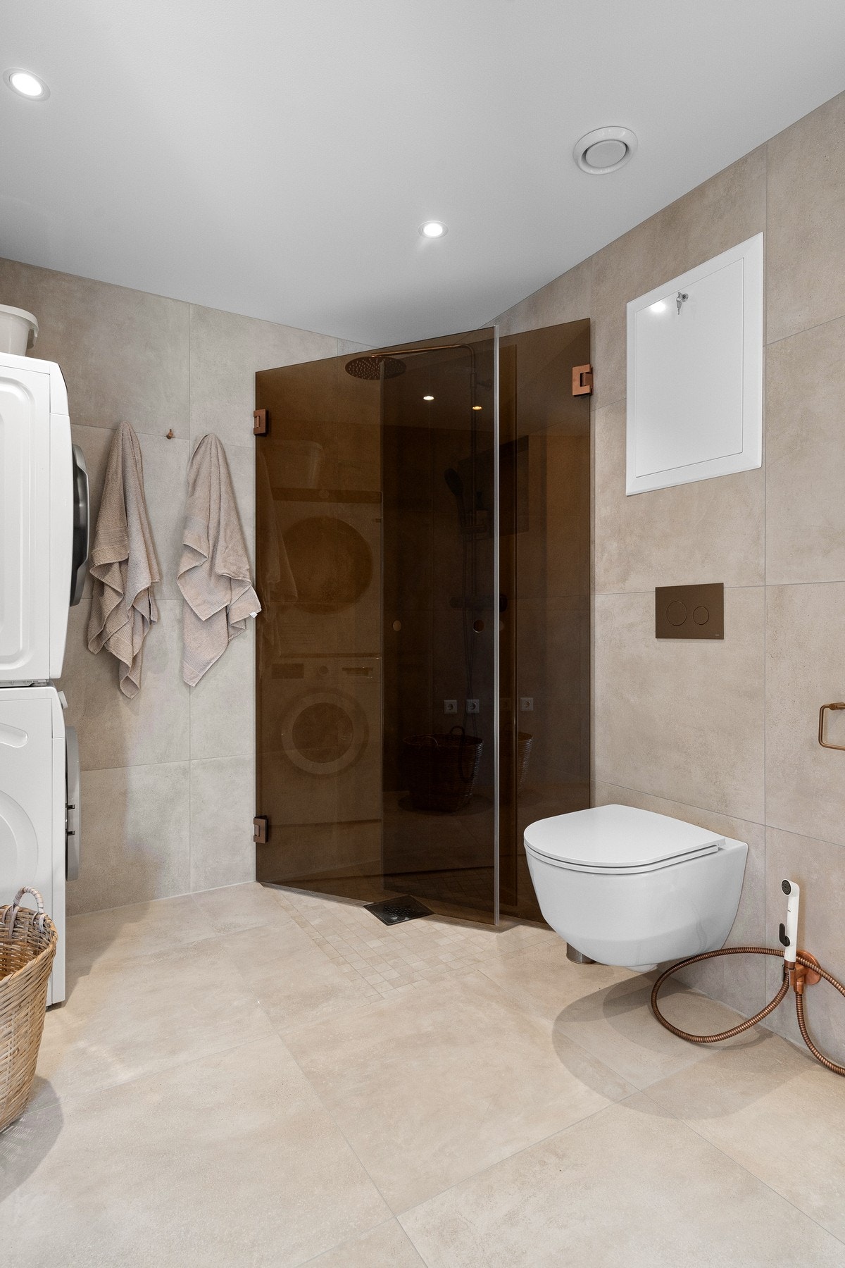 Badet har opplegg for både tørketrommel og vaskemaskin. Galleribilde