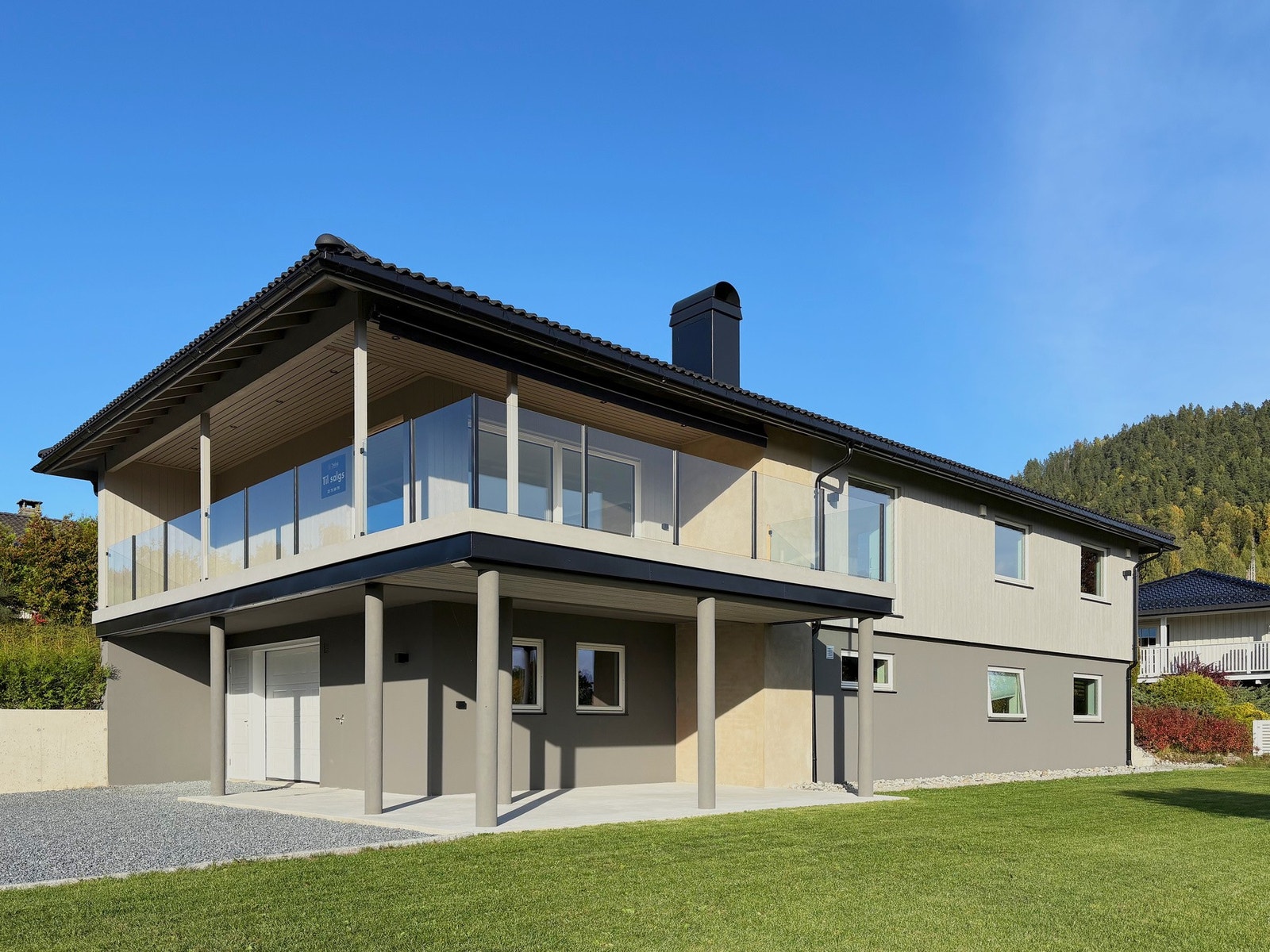 Velkommen til Ullernveien 22A - innholdsrik enebolig meg hybel. Galleribilde