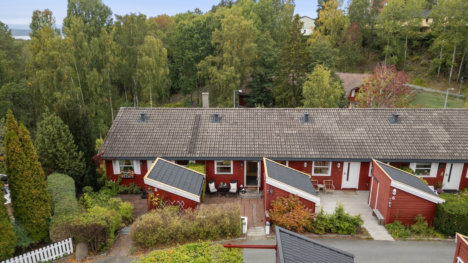 Oversiktsbilde, inngangssiden. Galleribilde