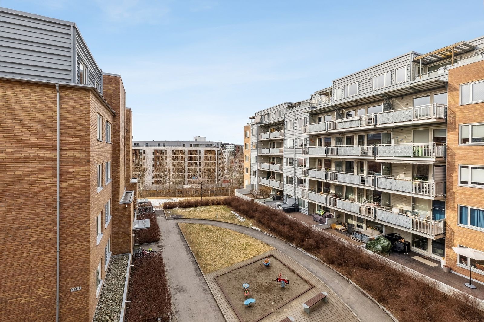 Utsikt til gårdsrom Galleribilde