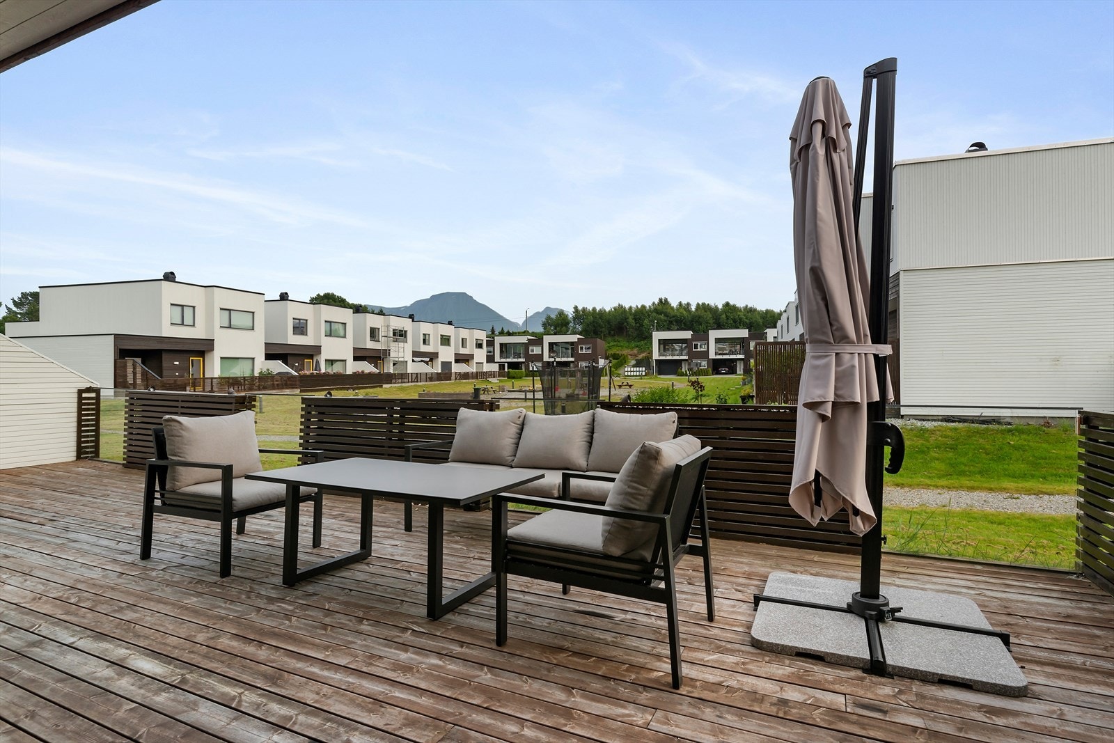 Her ligger alt til rette for hyggelige sommerdager. Galleribilde