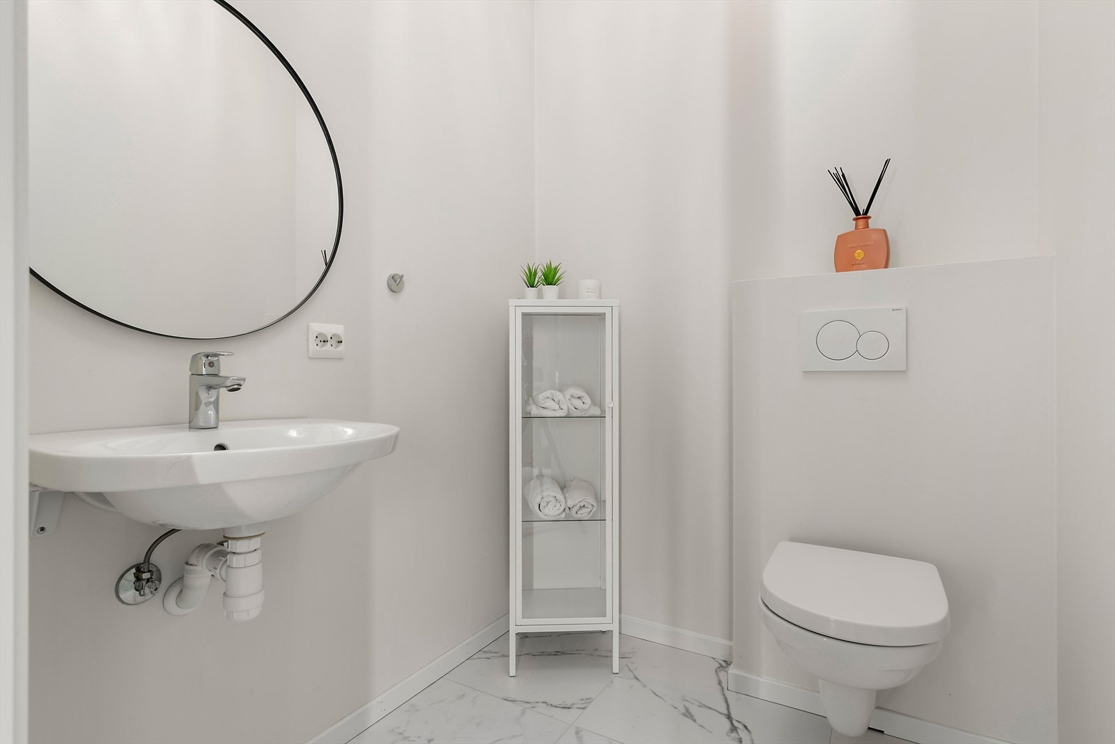 I underetasjen er det eget toalettrom. Galleribilde