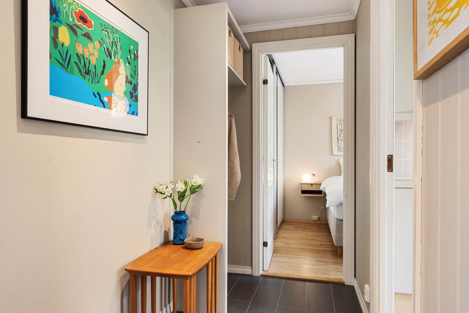 - Leiligheten disponerer hele fire egne boder, hvorav to ligger i kjelleren og to på loftet - Galleribilde