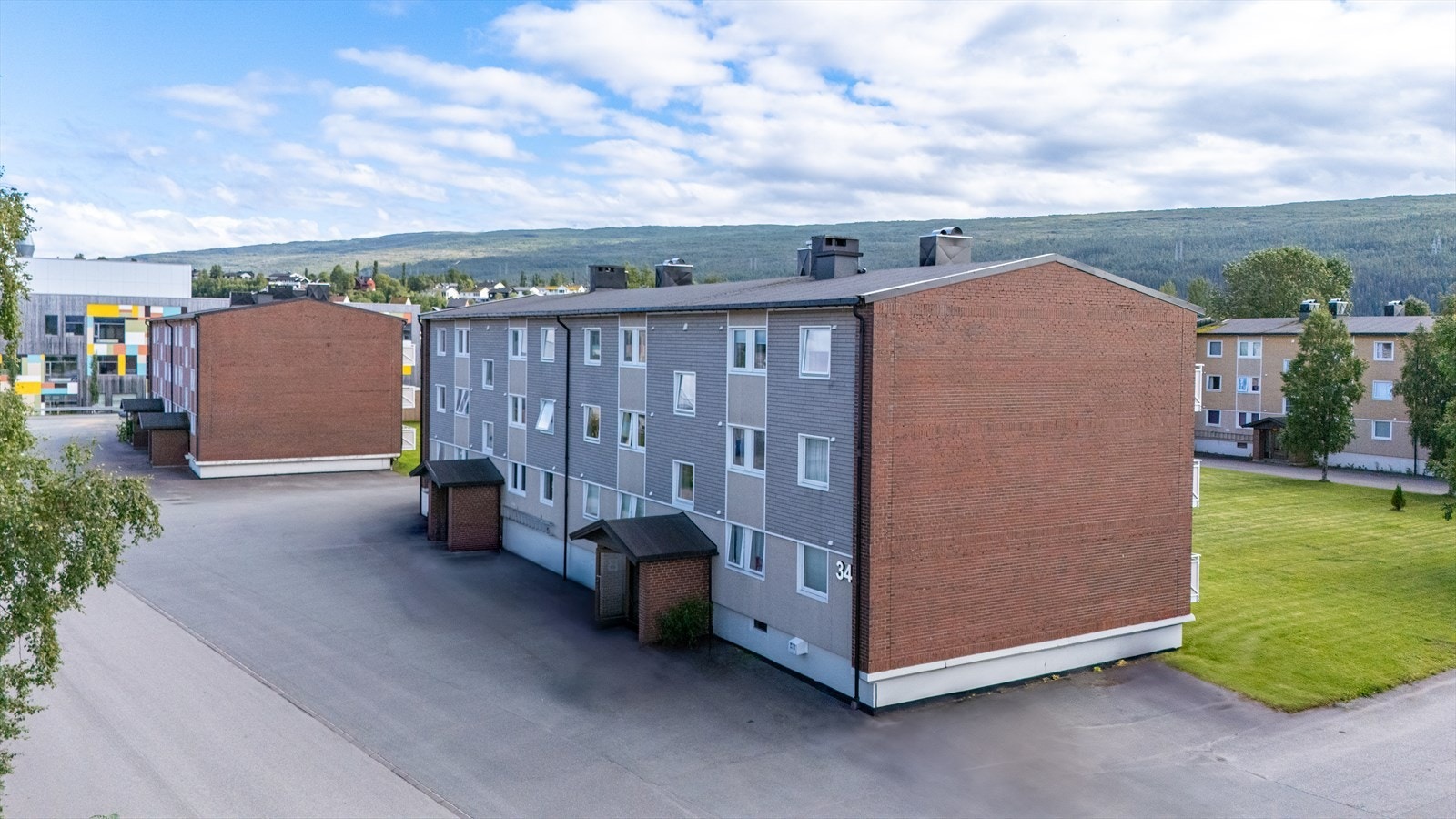 Gode parkeringsmuligheter rett utenfor blokken Galleribilde