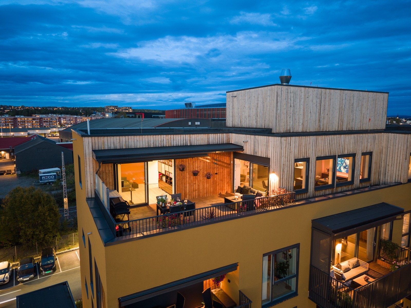 Toppleilighet med stor takterrase Galleribilde