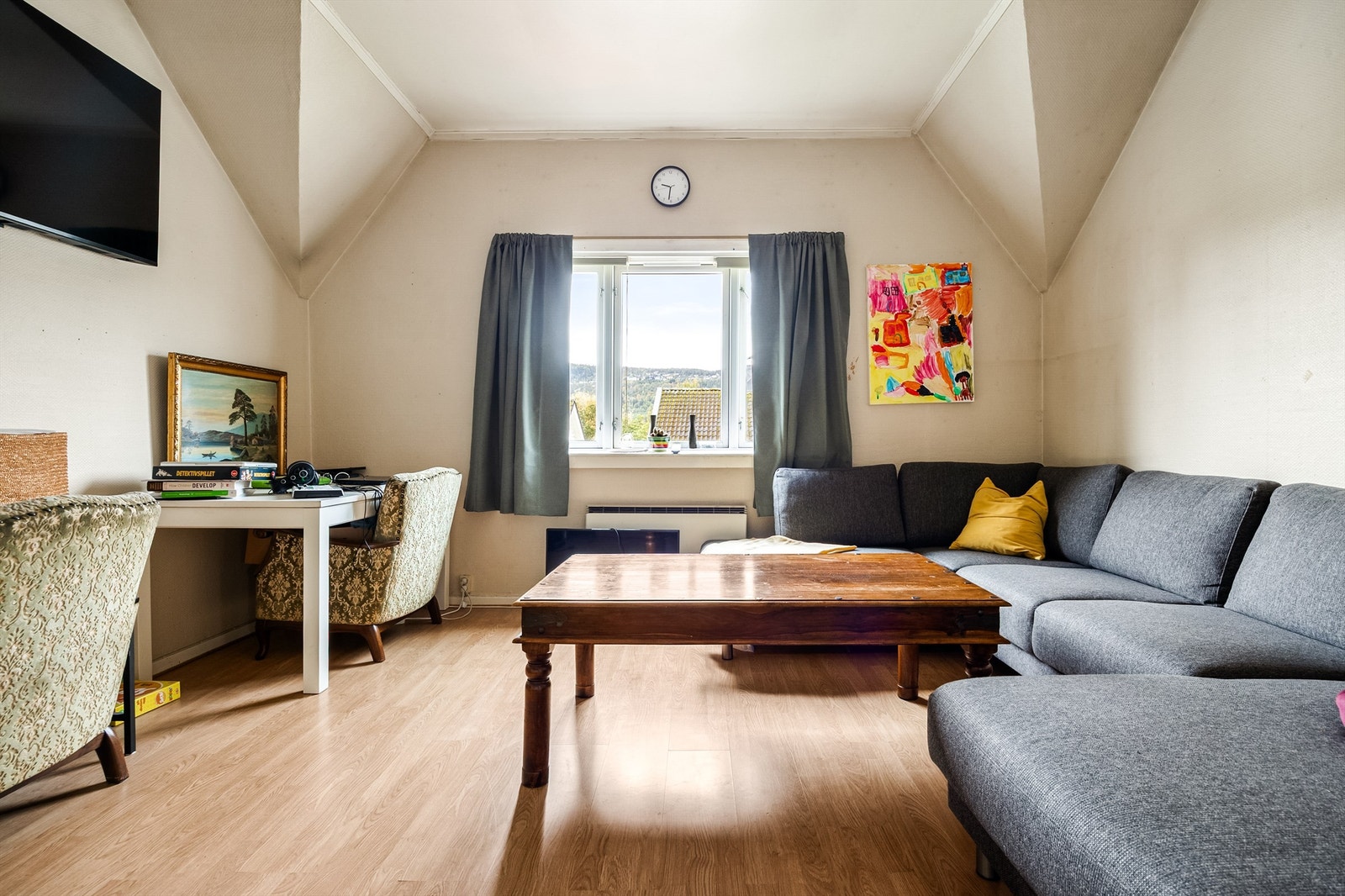 2-roms eierleilighet beliggende i et attraktivt og populært boligområde på Åssiden. Fotograf: Stine Prøitz Jørgensen. Galleribilde