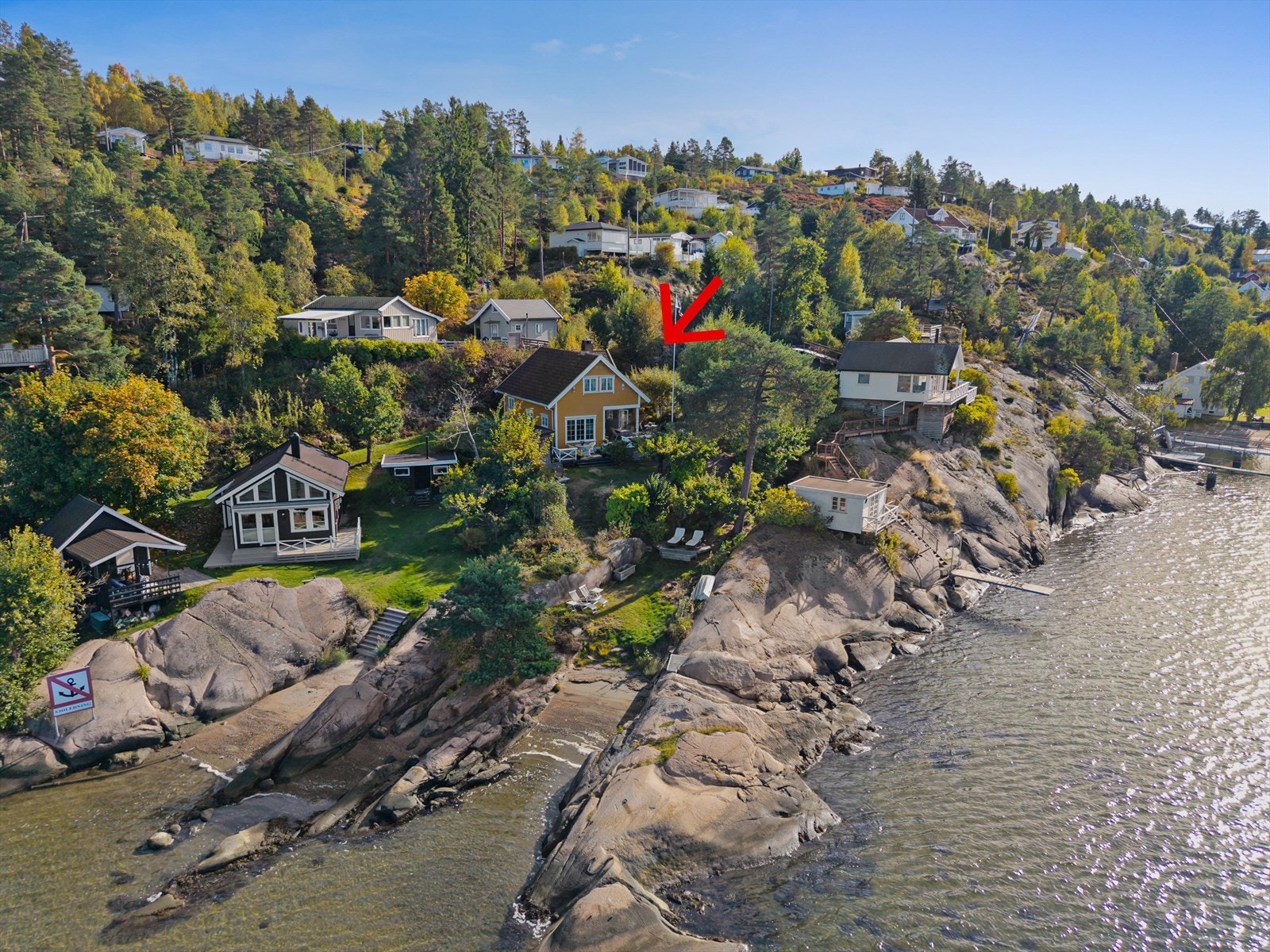 Idyllisk beliggende fritidseiendom i Holmsbu og Sandtangen 38. Galleribilde