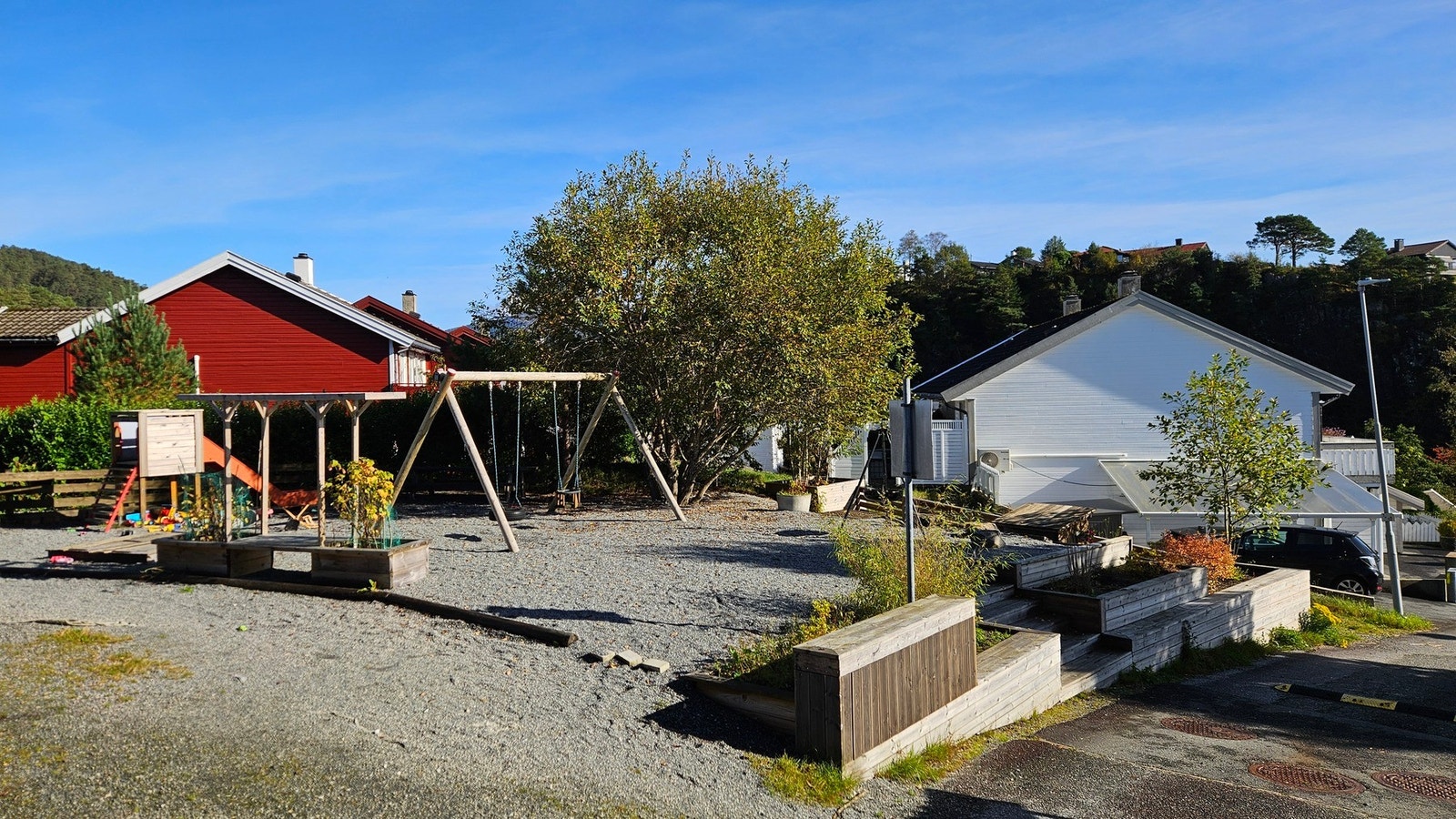 Veldrevet borettslag med fine lekeplasser Galleribilde