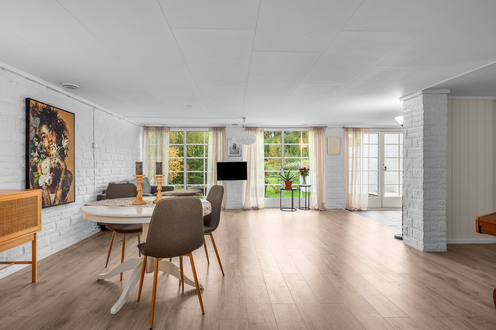 Ikke godkjent leilighet i underetasjen. Galleribilde