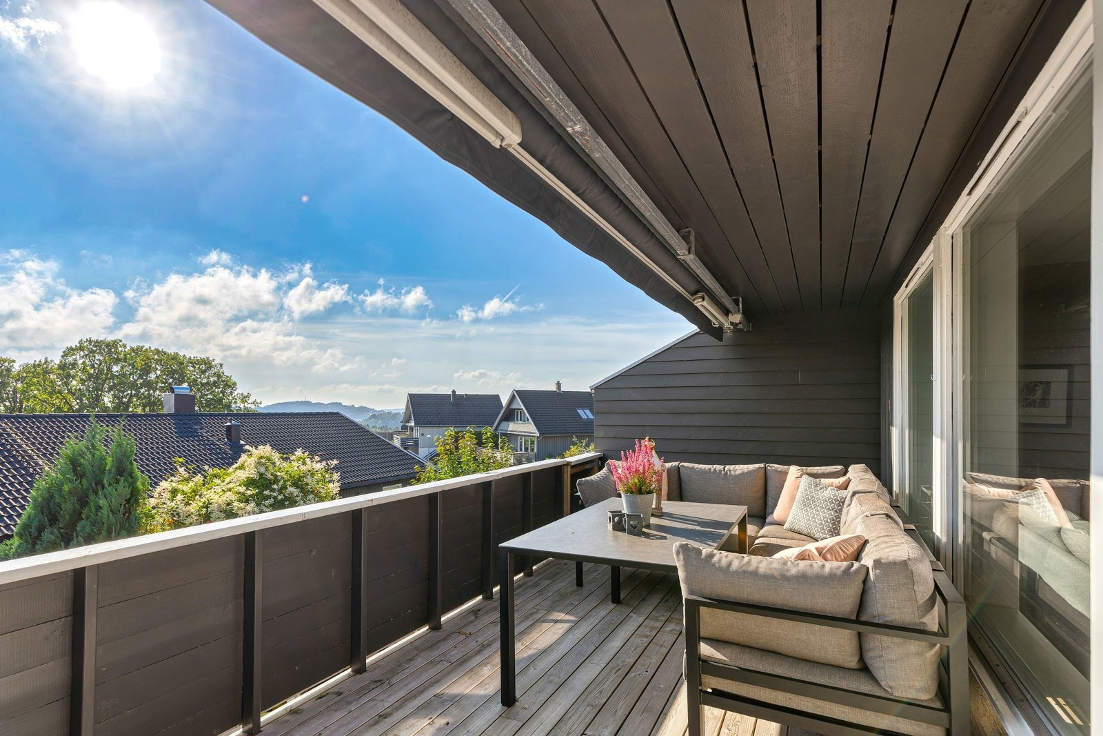 Veranda ut fra 2 etg. Galleribilde