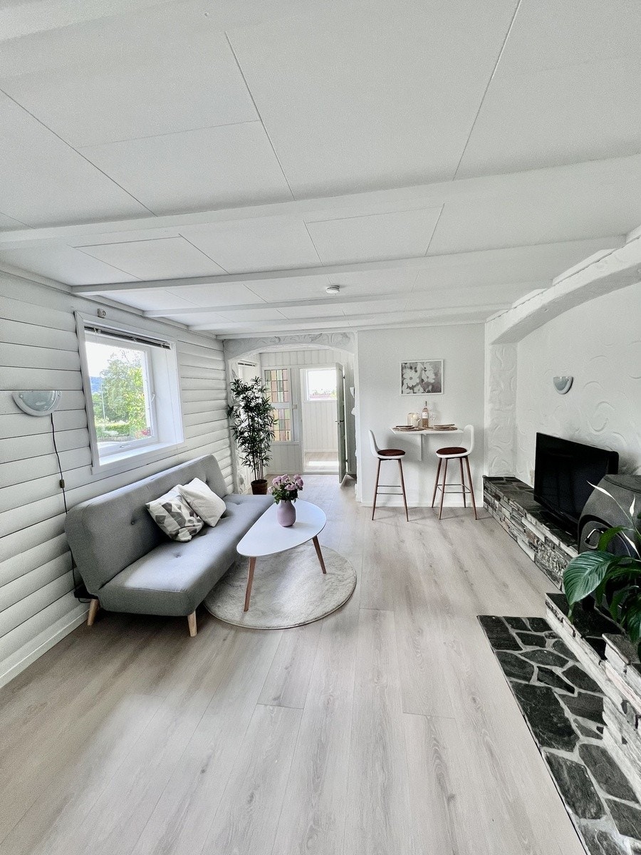 Den har et naturlig fint lysinnslipp. Galleribilde