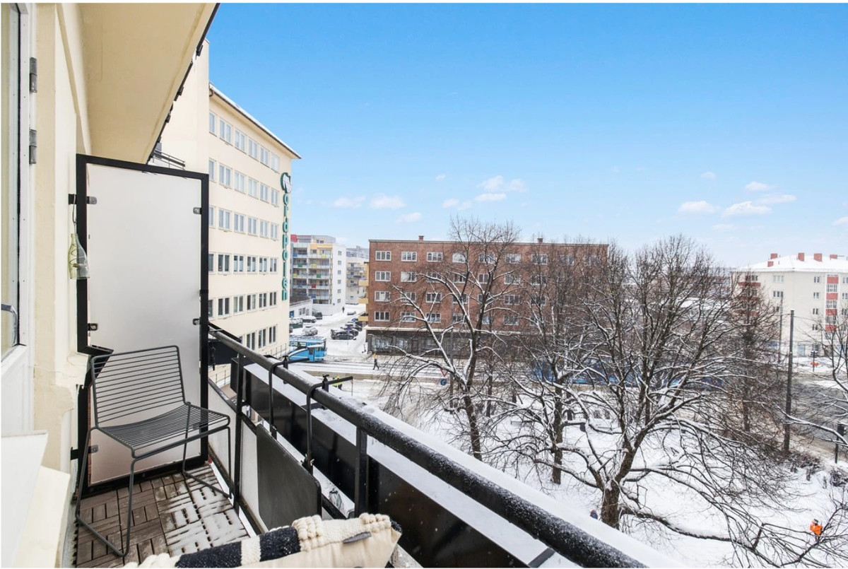 Sørvendt balkong Galleribilde