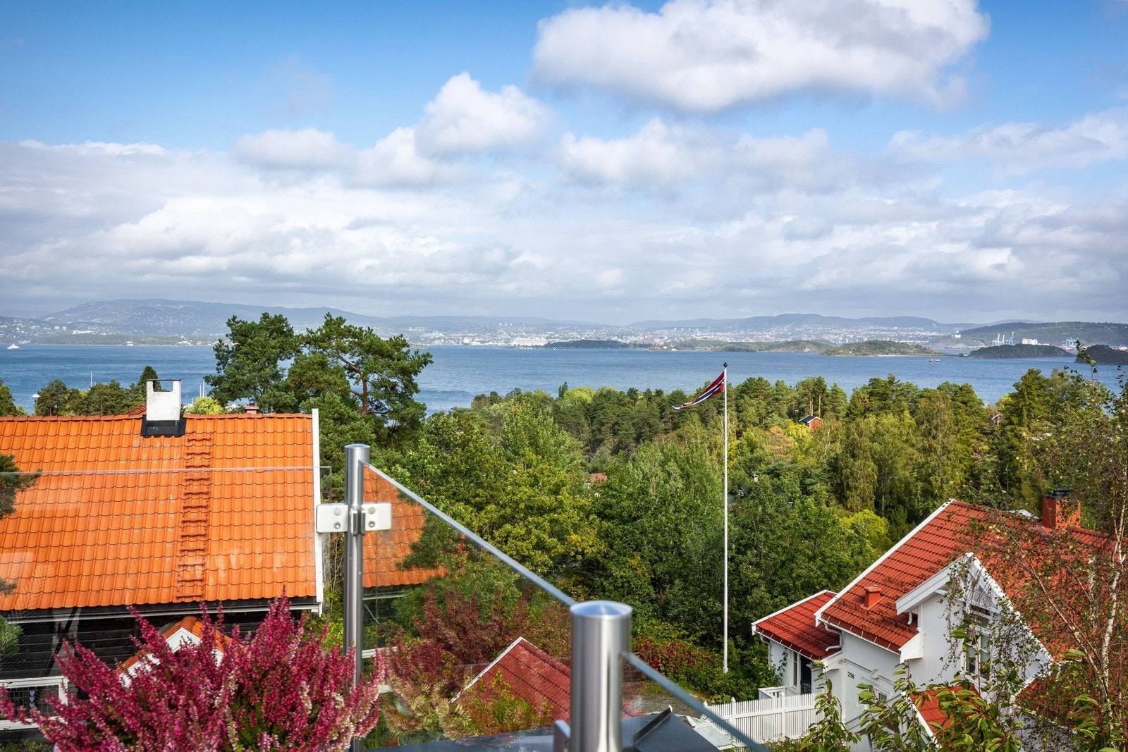 Høyt og frit beliggende. Galleribilde