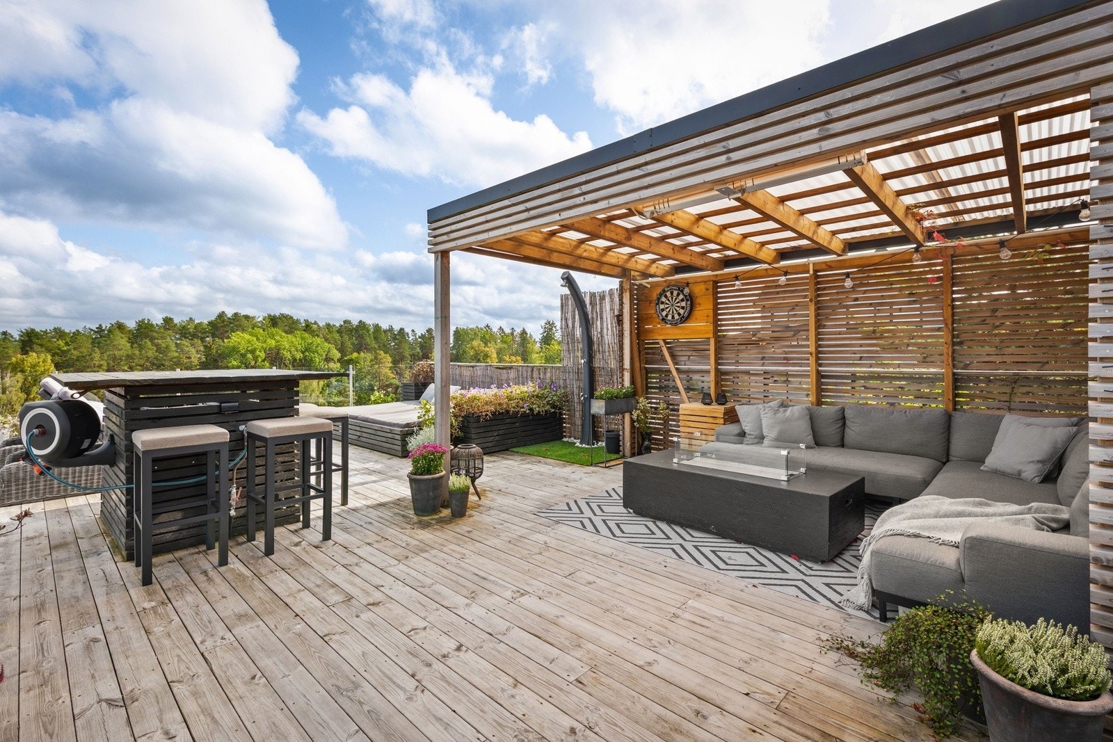 Pergola med strøm og varme, for helårsbruk. Galleribilde