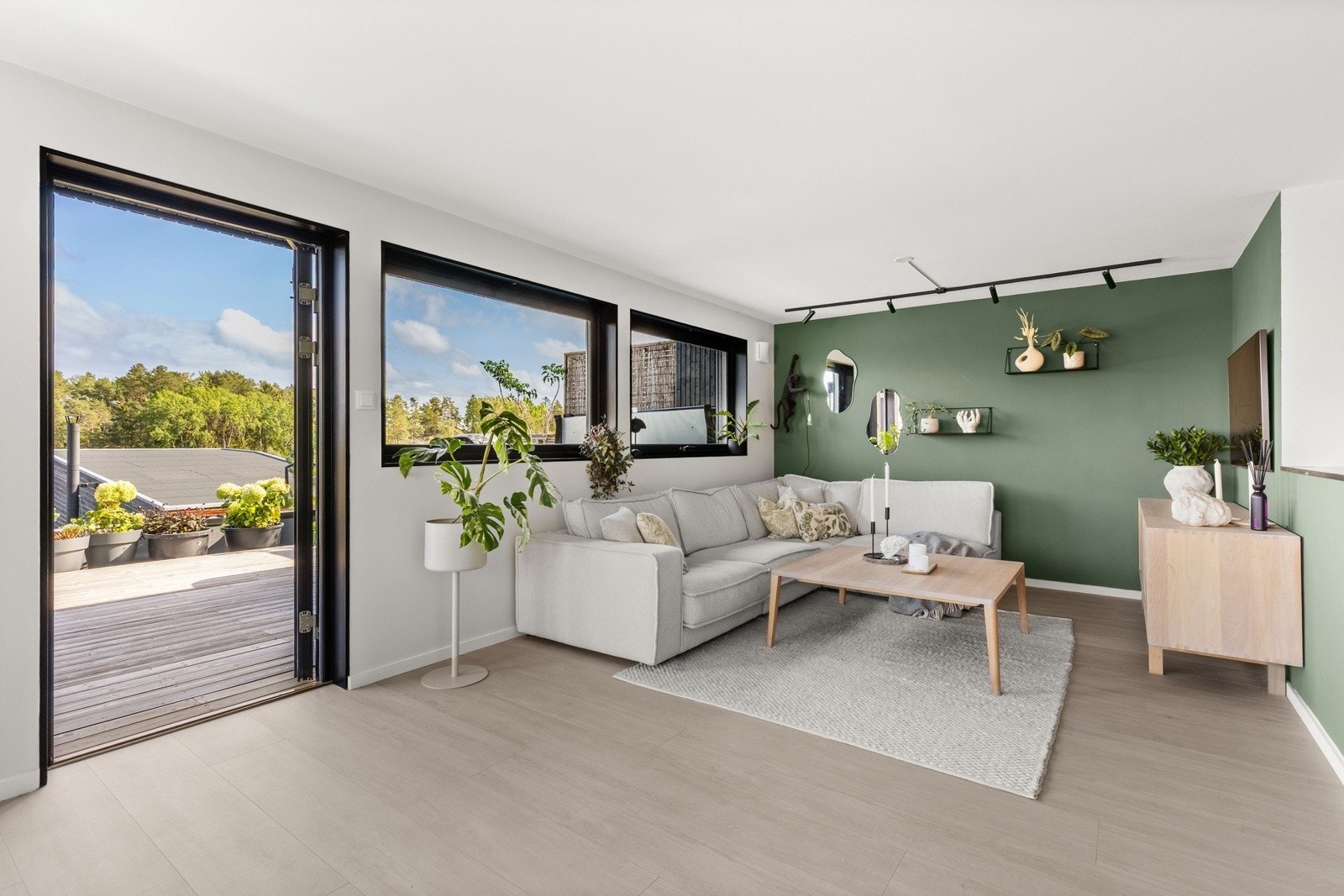 Stue med direkte utgang til terrasse Galleribilde