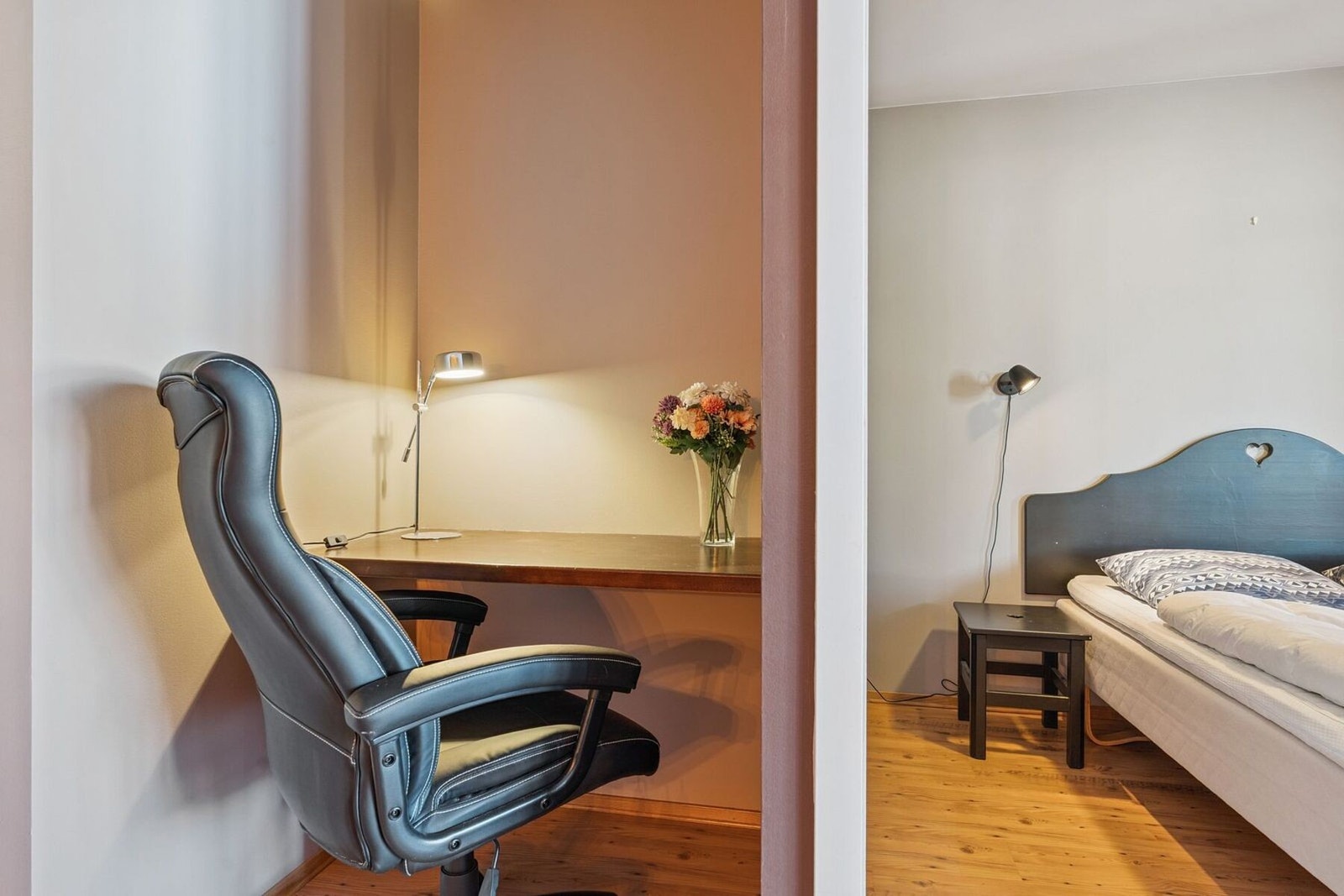 Perfekt for dem som liker hyttekontor! Galleribilde