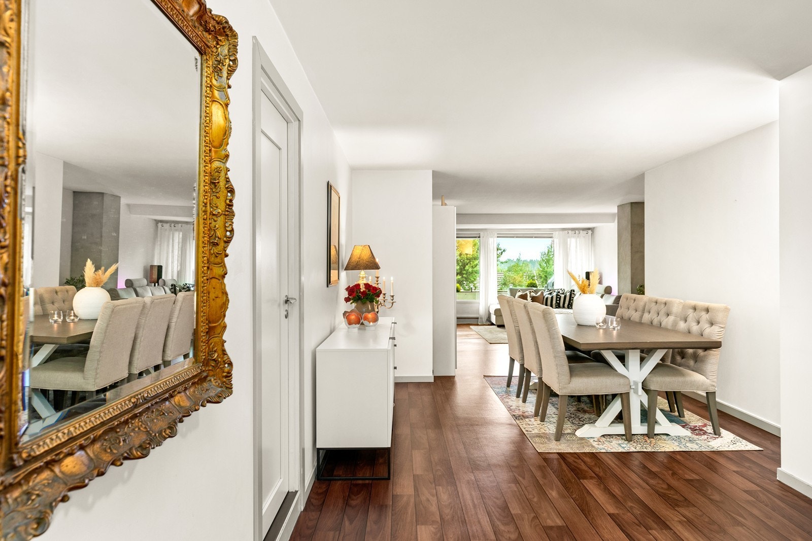 Plassen i stua er godt utnyttet Galleribilde