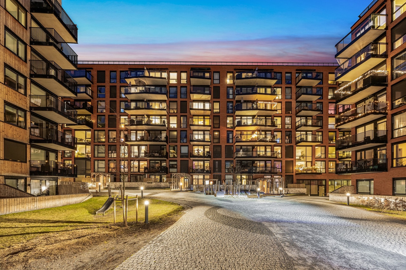 Kløverhumla borettslag er en del av prosjektet Løren Botaniske Galleribilde