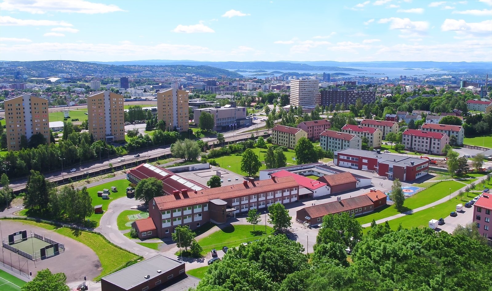 Årvoll Skole. Galleribilde