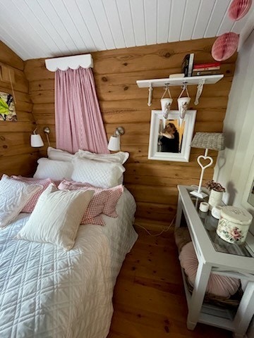 Selgers eget bilde. Galleribilde