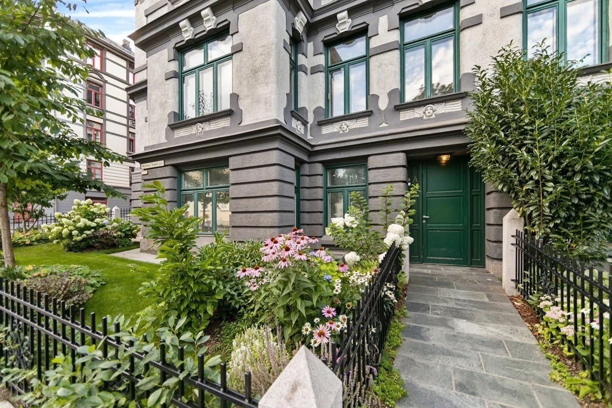 Unik bygaård - et av Oslos vakreste! Svært barnevennlig med heis og automatiske inngangsdører Galleribilde