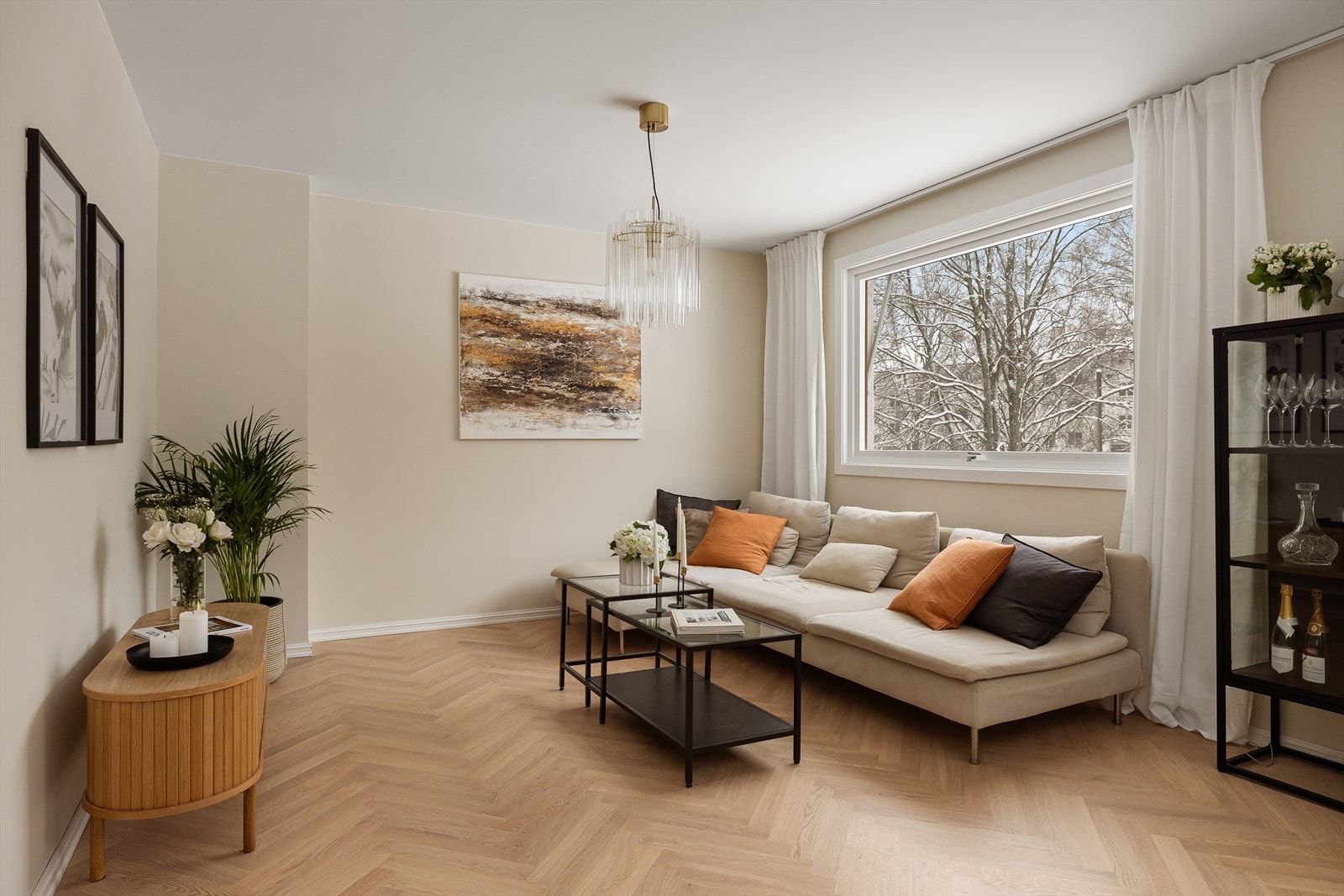 Hele leiligheten er pusset opp i 2025 med fokus på kvalitet! Galleribilde