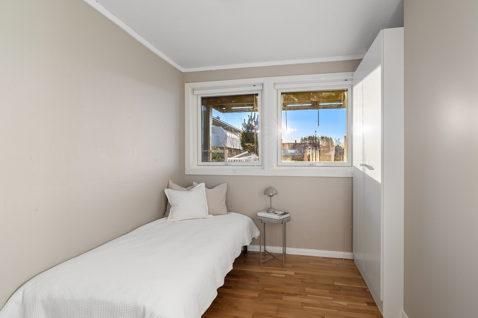 Soverom ll Galleribilde