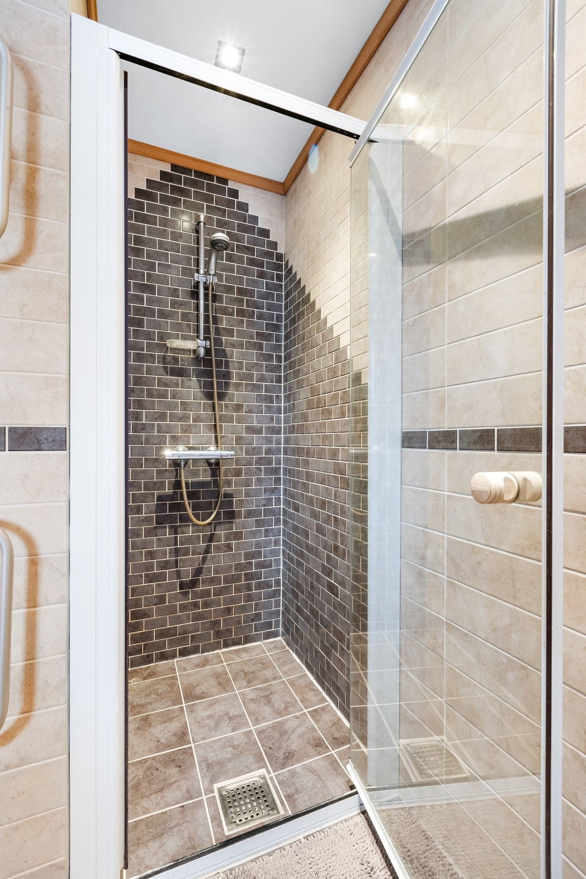 Bad i 2. etasje Galleribilde