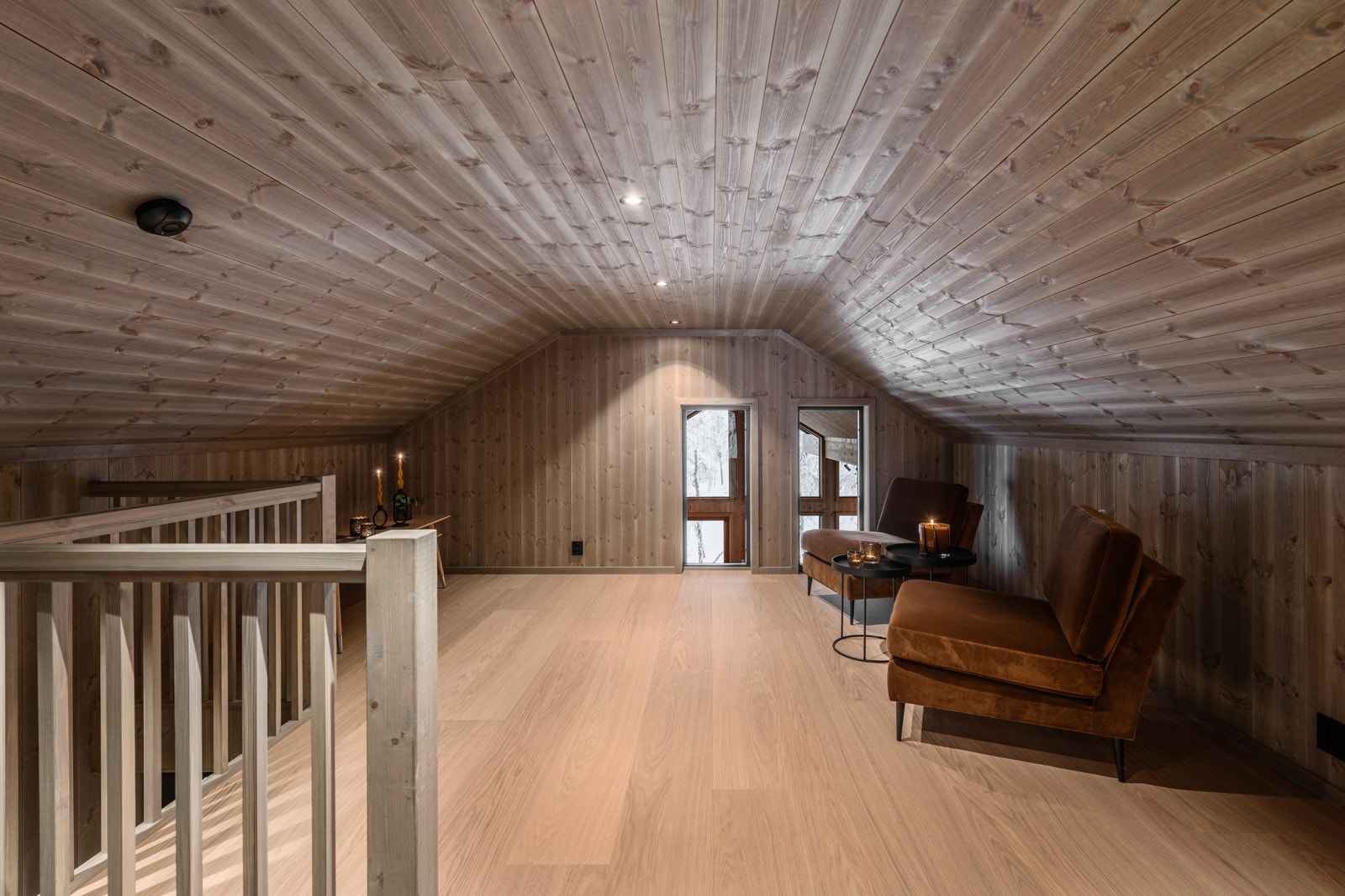 I 2. etasje kan en trekke seg tilbake i et eget oppholdsrom Galleribilde