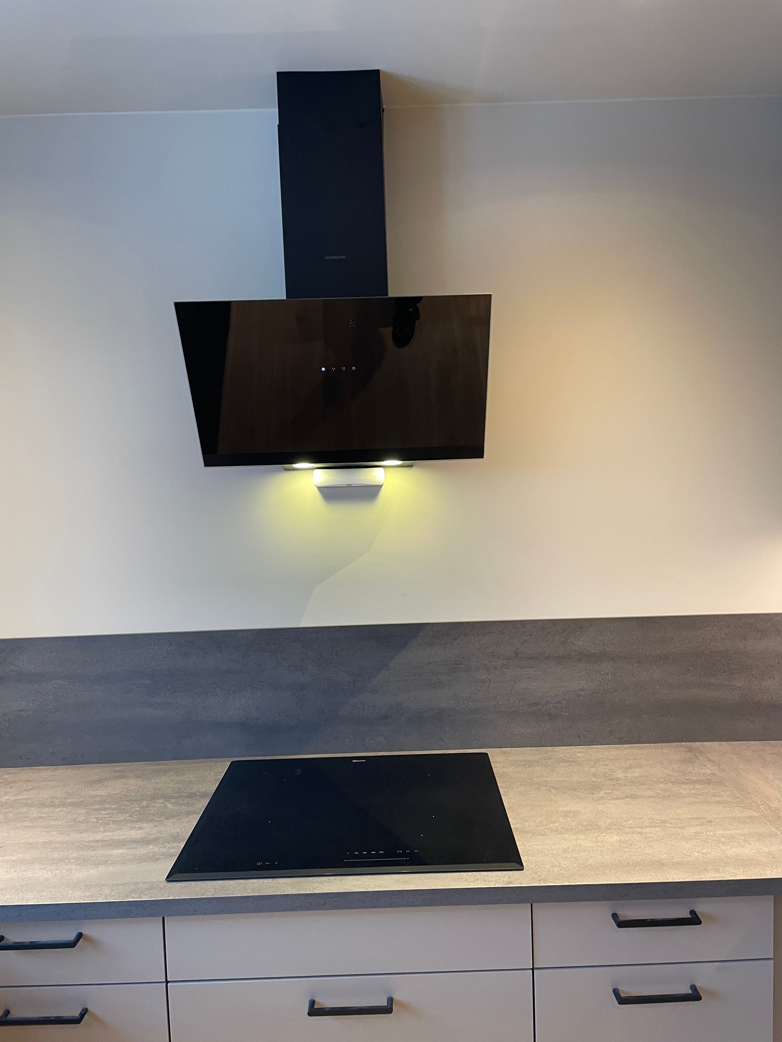 Platetopp og ny ventilator Galleribilde