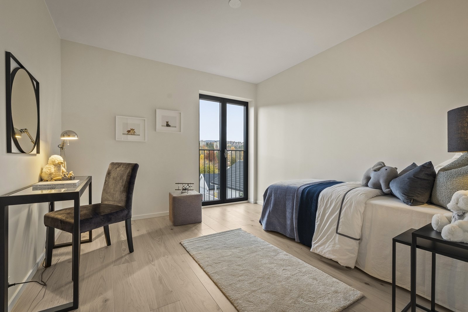 Rommene egner seg ypperlig som barnerom, gjesterom eller kontor Galleribilde