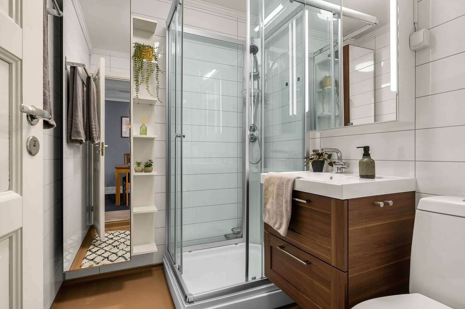 Bad i 2.etasje ble oppgradert i 2015. Galleribilde