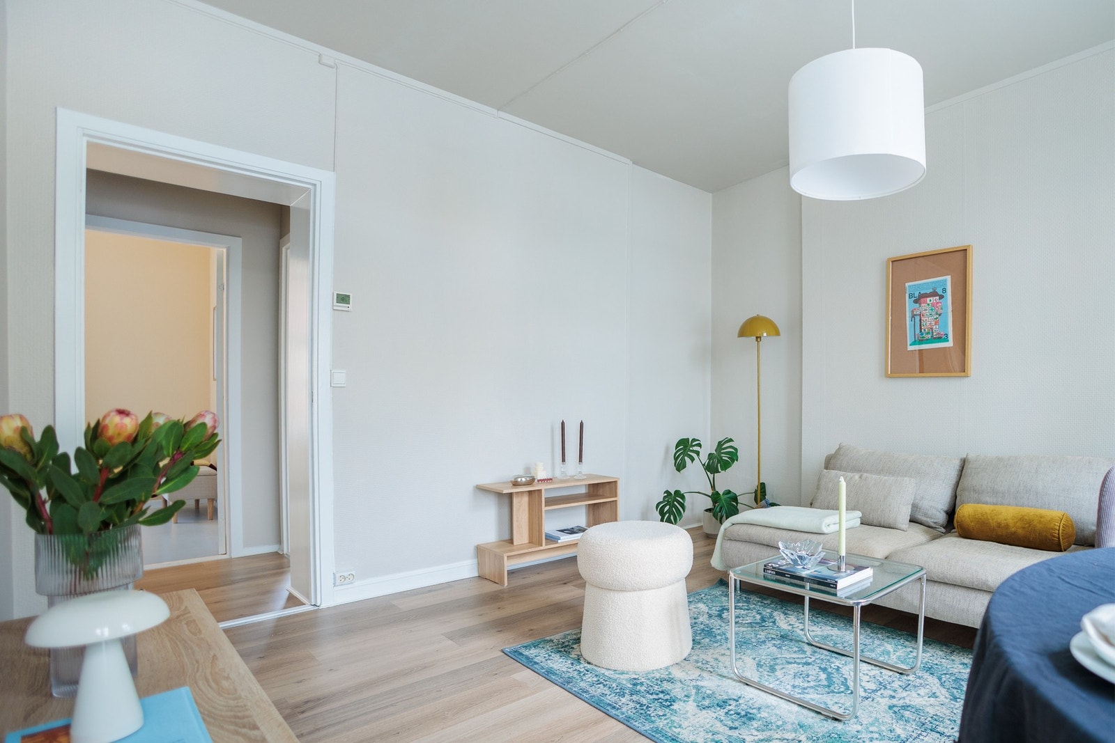 I stuen er det elektrisk gulvvarme som bidrar med varme på kalder dager. Galleribilde