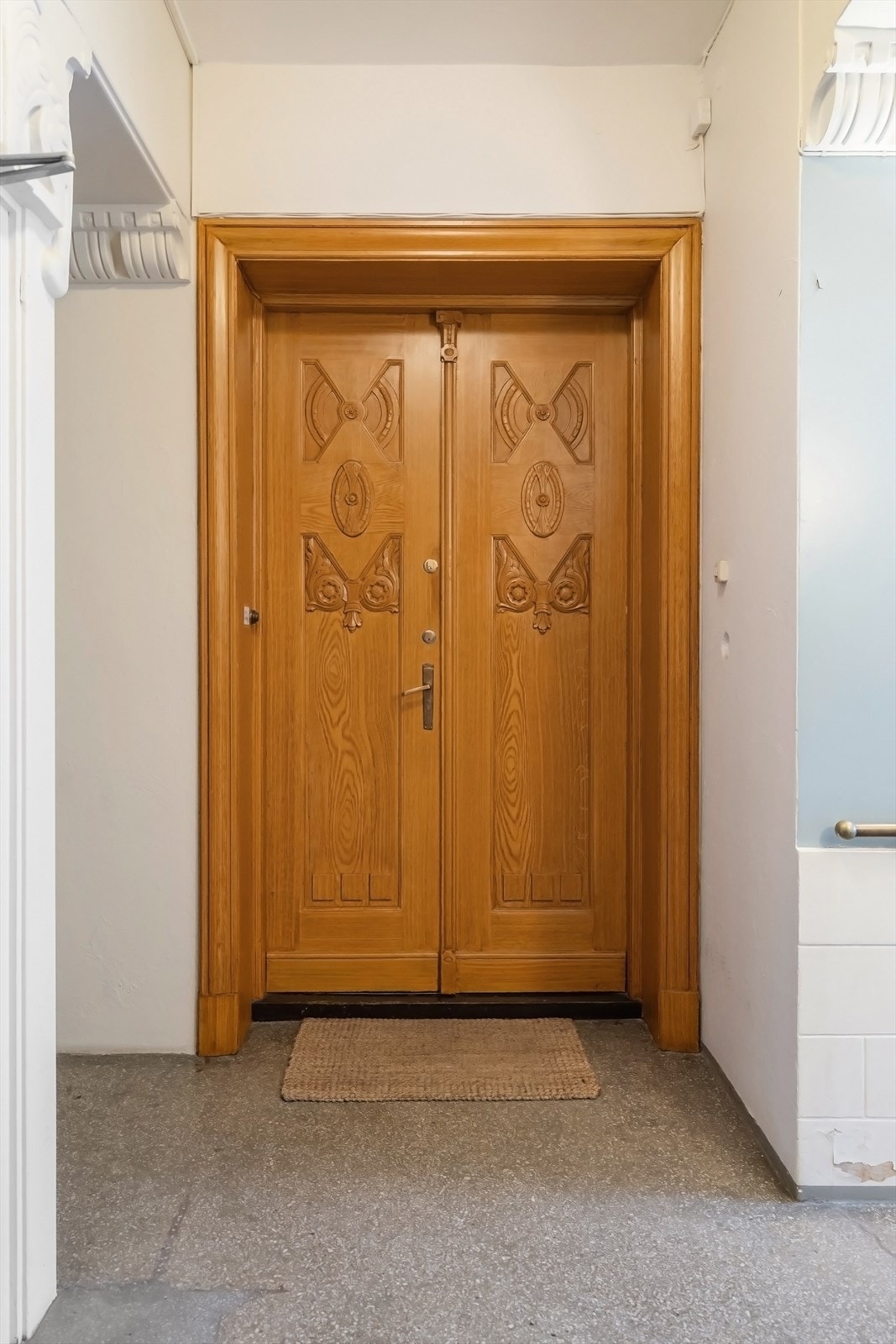 Påkostet leilighetsdør Galleribilde