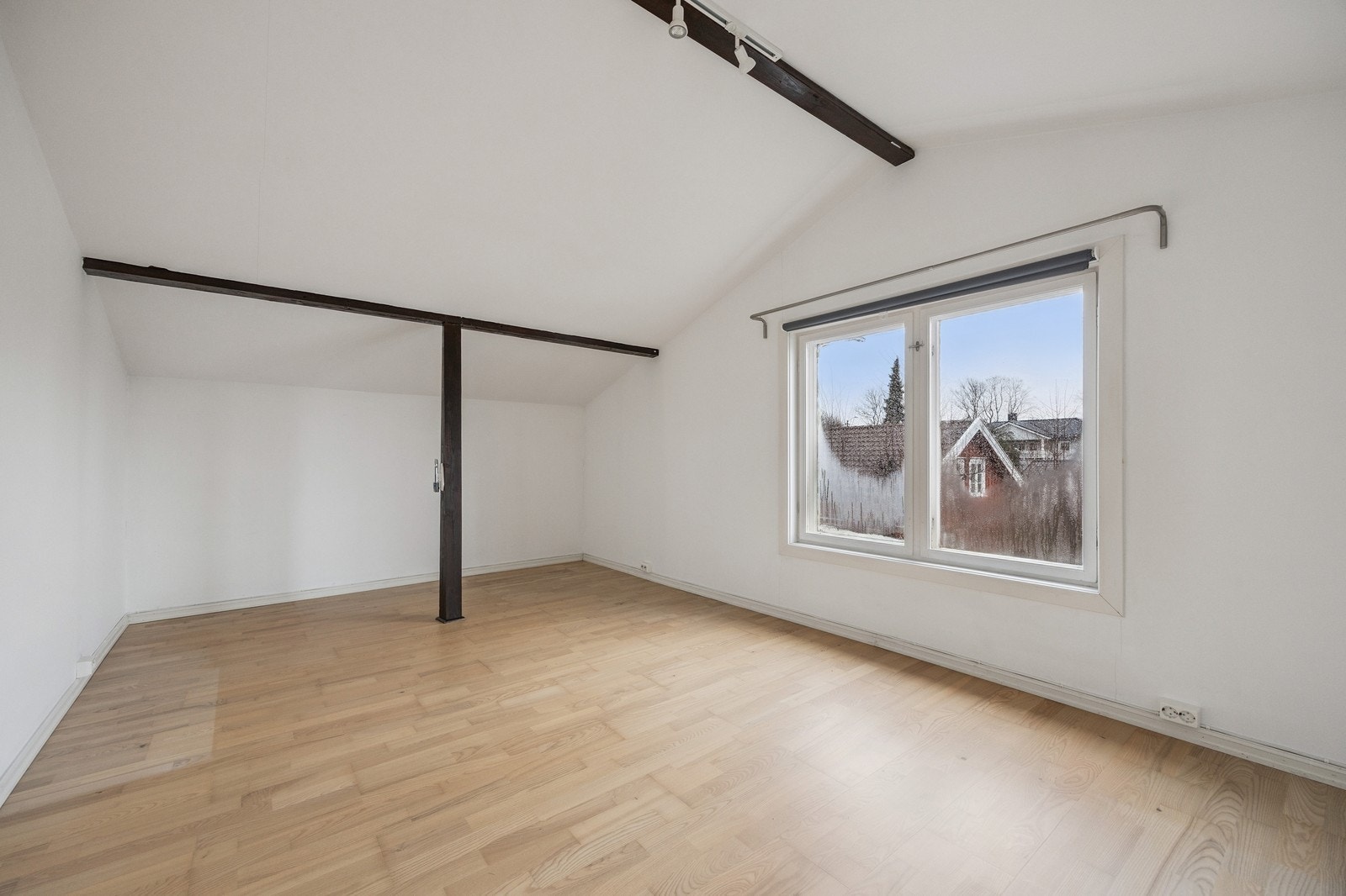 Soverom 3 i 2 etg. Galleribilde