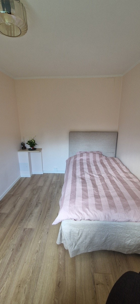 120 seng Galleribilde