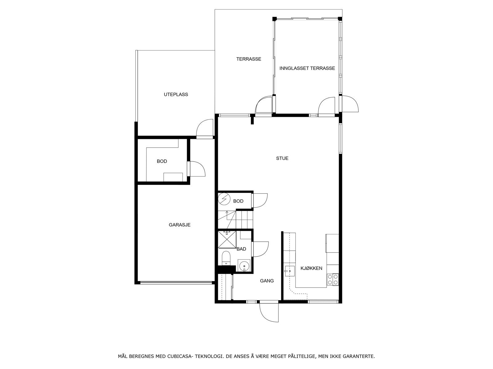 Veiledende planskisse 1. etasje. Det informeres om at det ikke er en dør fra den innglasset terrassen på nord-vest siden av boligen, men at det er et vindu. Galleribilde