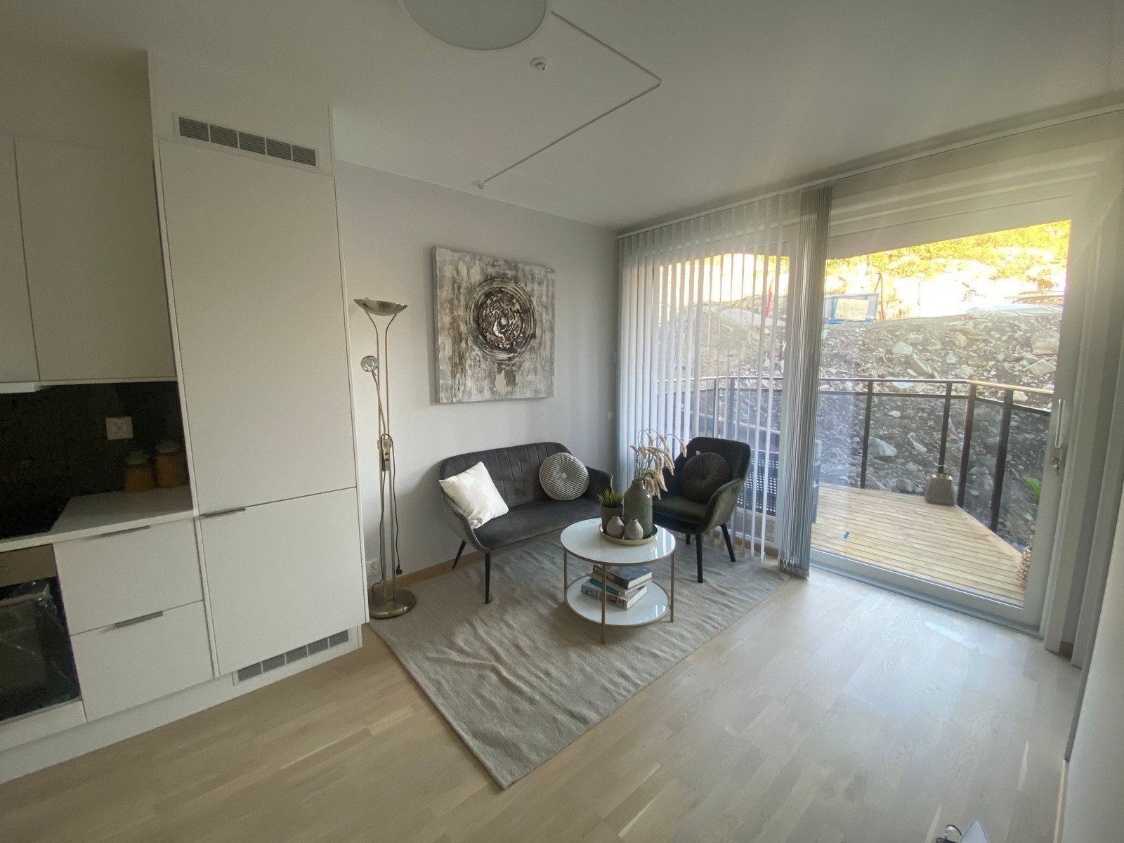 Stue med utgang til balkong Galleribilde