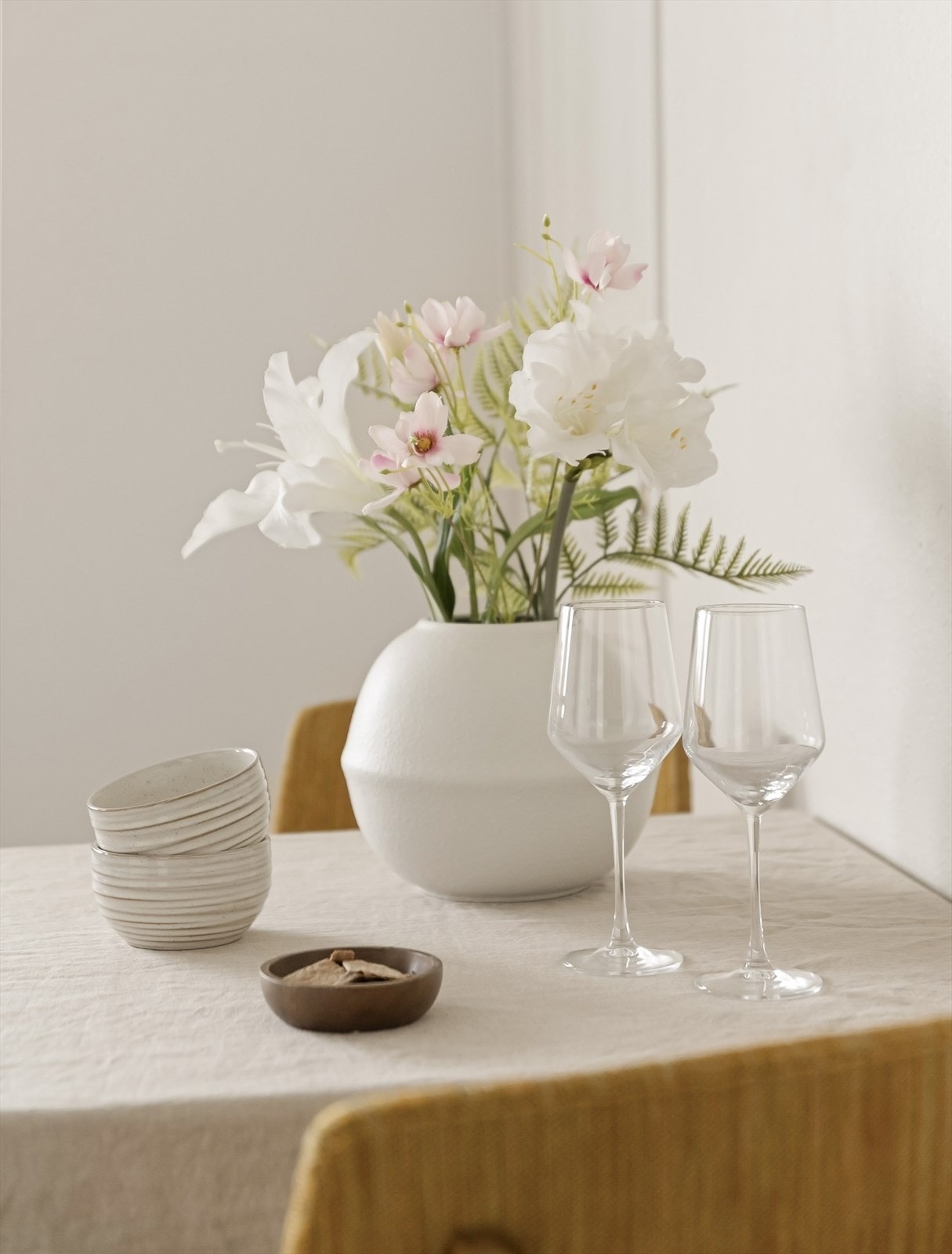 Detaljene i leiligheten bidrar til en helhetlig atmosfære. Galleribilde