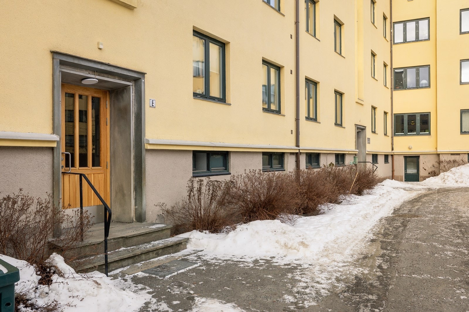 Denne leiligheten på Sagene gir deg alt du trenger for en aktiv, sosial og praktisk livsstil, midt i byen. Galleribilde