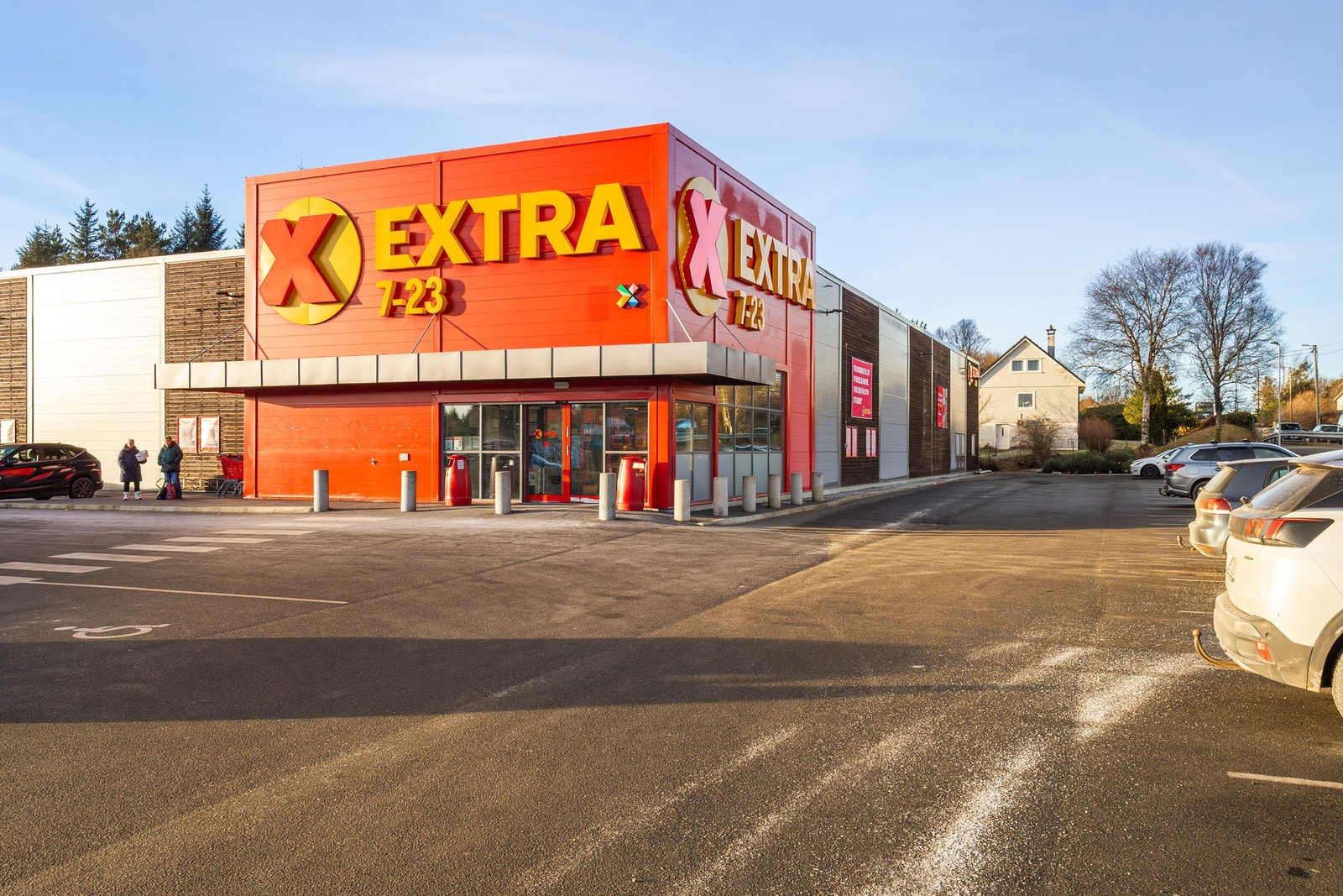 Coop Extra Storebø ligger ca. 7 minutters gange unna Galleribilde