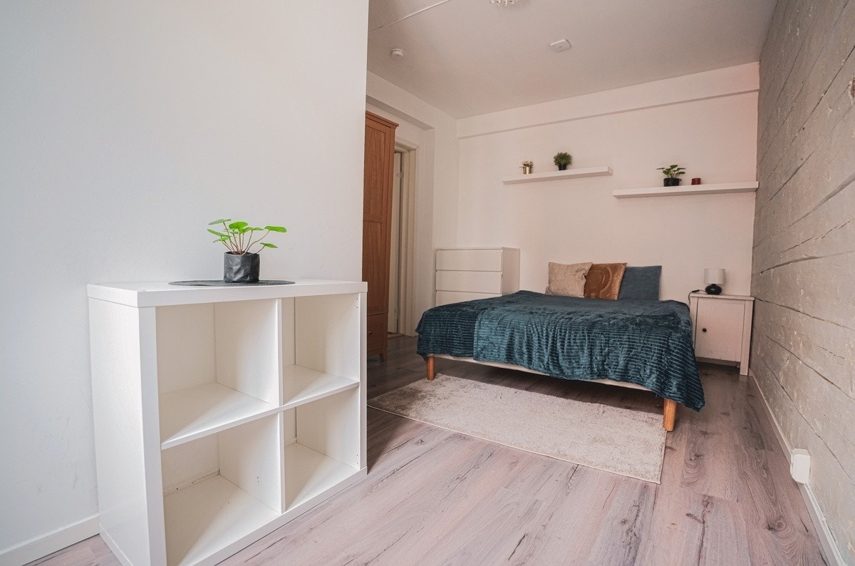 Ekstra stort rom. 8500.- pr. mnd. Galleribilde