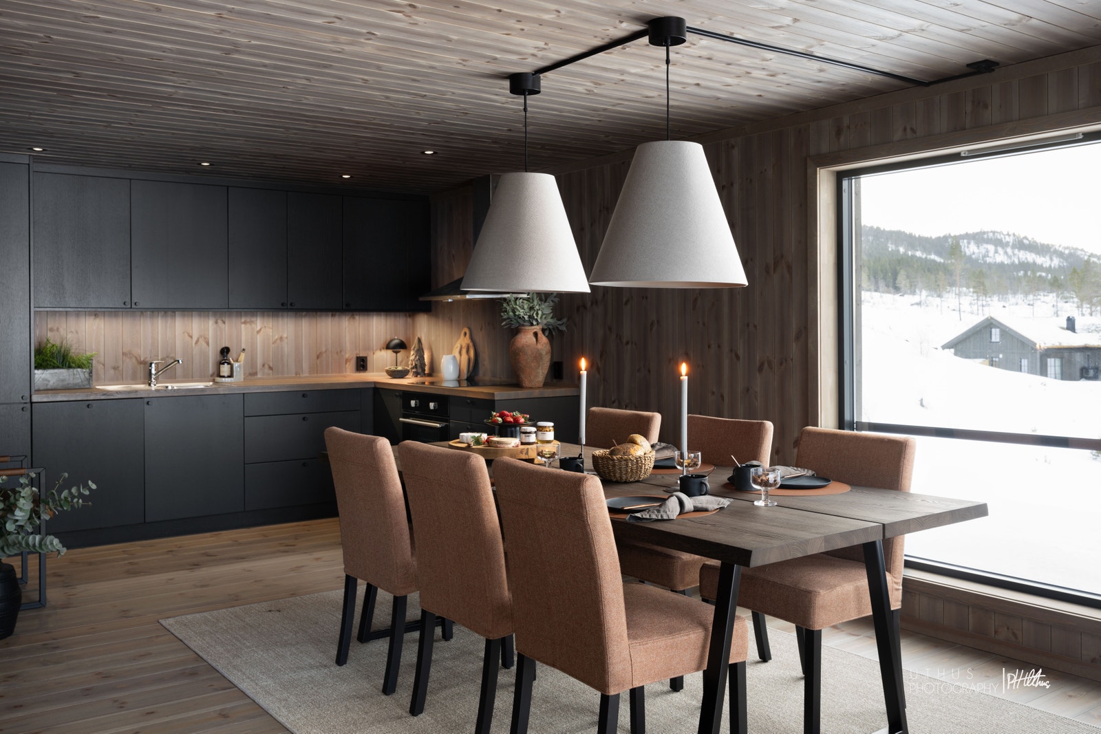 Kjøkkeninnredning er levert fra Rodegård Interiør Galleribilde