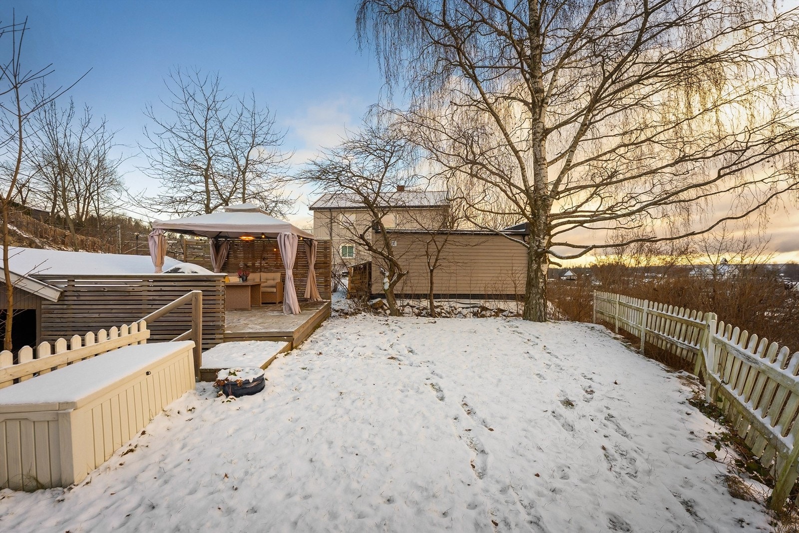 Den barnevennlige beliggenheten byr på trygge og gode oppvekstsvilkår. Galleribilde